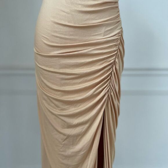 NWT Lovers + Friends KiKi Maxi Dress Tan Super Stretchy Ruched M - Picture 6 of 11